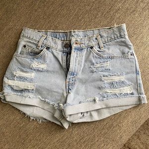 distressed light wash denim shorts 25